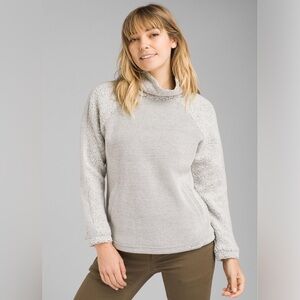 PRANA Lockwood Gray Sweater Top with Fleece Detail, Women’s Small